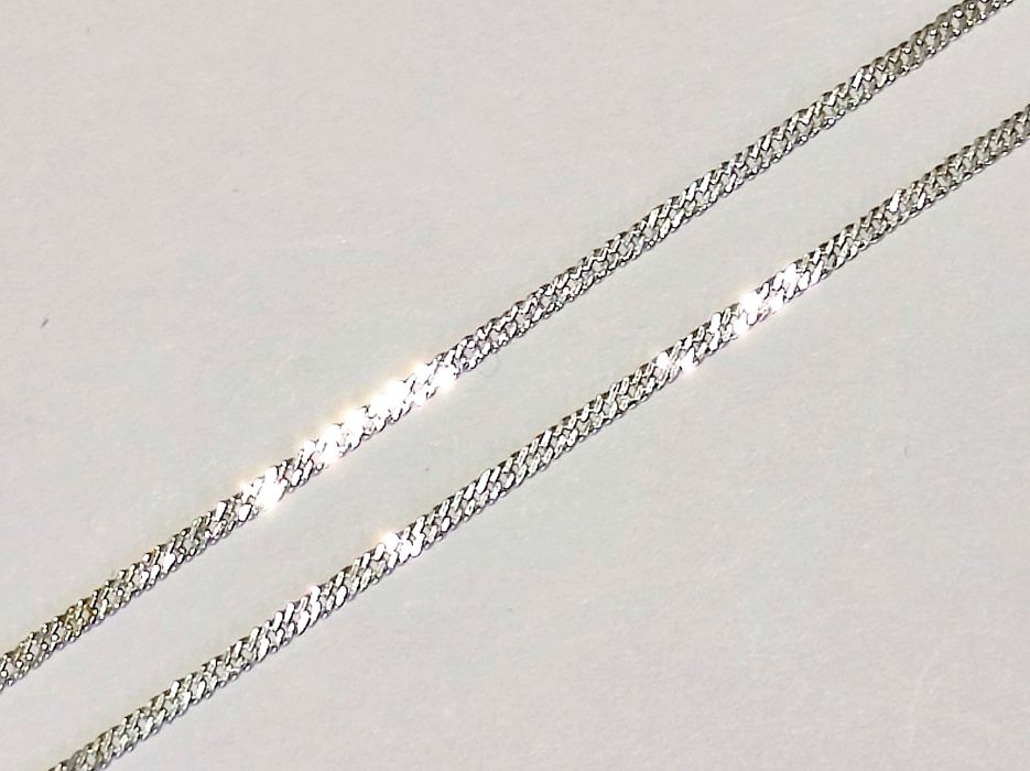 Золотая цепочка 585*: 2.41г/45см, 750*(Italy): 3.47г/50см