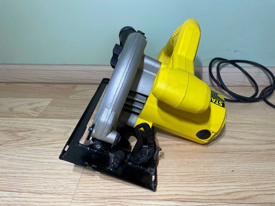 Stanley STSC1618 Дискова пила (циркулярка) 1600W