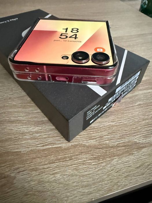 Samsung Galaxy Flip 7