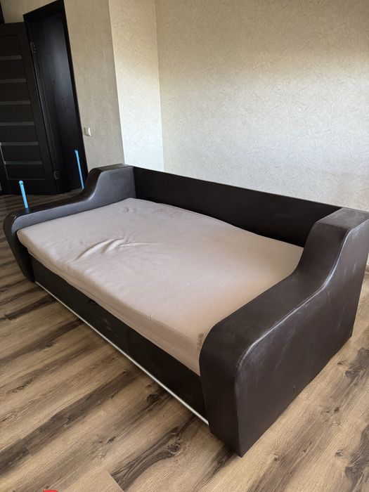 ОТДАМ диван Ирпень Только Самовывоз