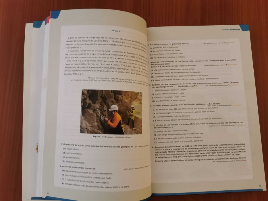 Livro de preparação para o exame nacional de biologia e geologia