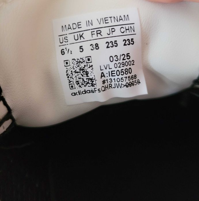 Samba 38  novos preto