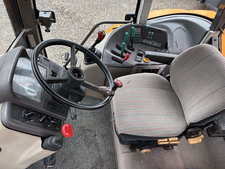 Renault Ares 610 RZ Sprowadzony Mechaniczny