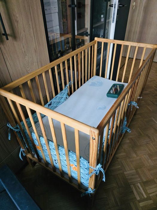 Łóżeczko dziecece plus materacyki