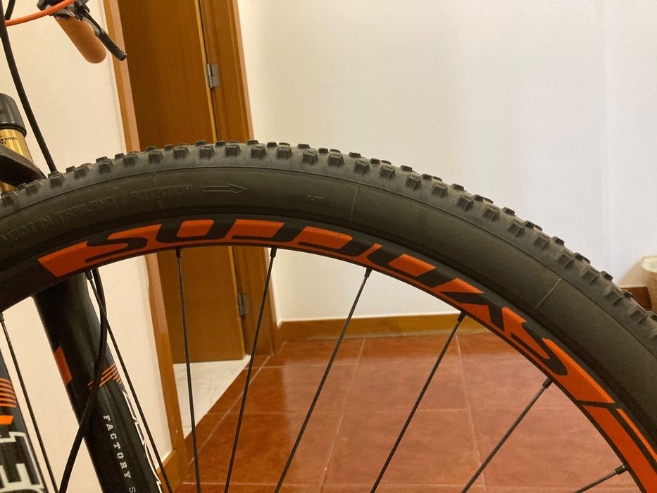 BTT SCOTT 29 carbono