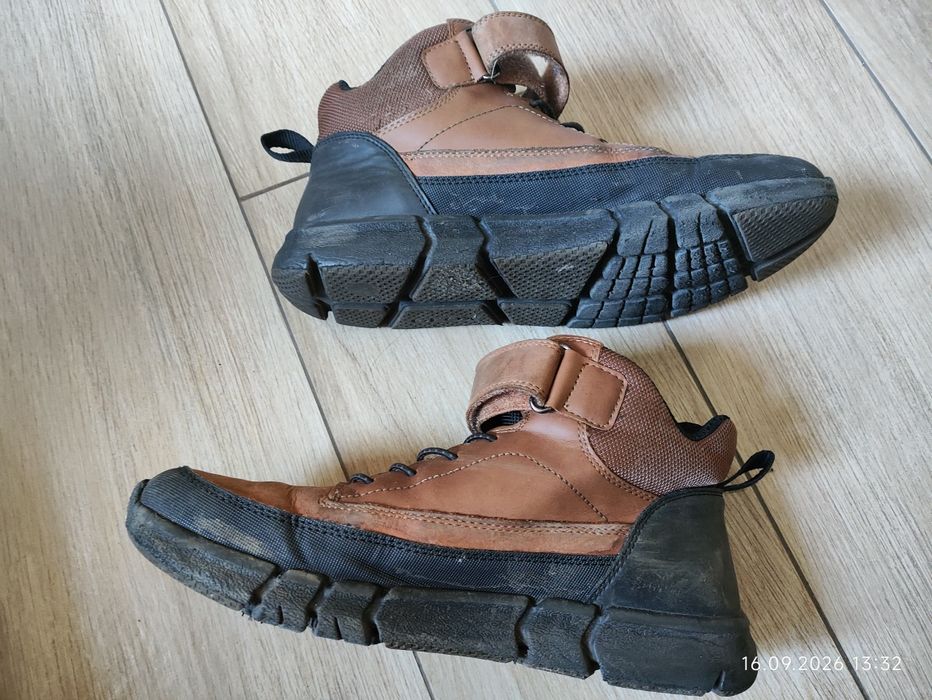 Buty dla chłopca r 40 Geox