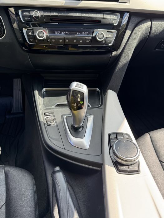 BMW F30 2015 xdrive