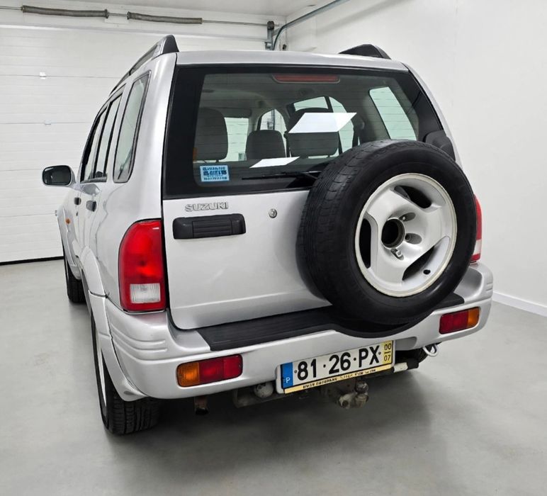 ÚNICO DONO DESDE NOVO, Suzuki grand vitara 2.0 D A/C  ano 2000 como novo  possivel retoma para facilitar o negócio