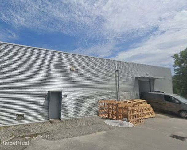 Armazém/Pavilhão com Ótima Localização na Póvoa de Lanhoso