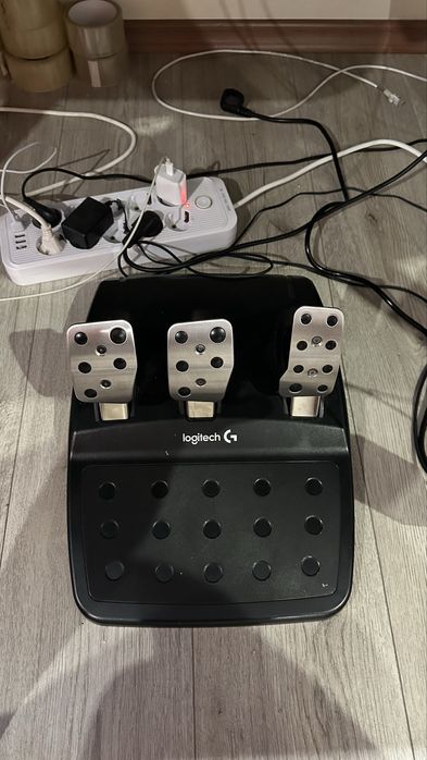 Игровой руль logitech G29+педали для пк/пс