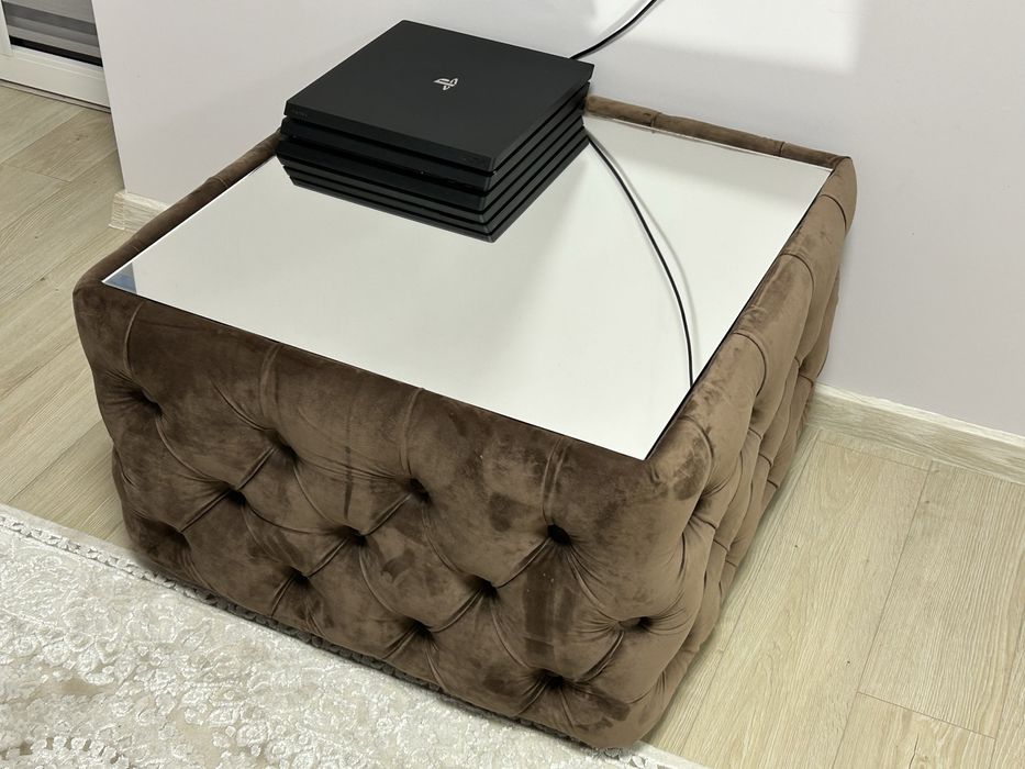 Стильний Пуф-Стол у коричневому кольорі