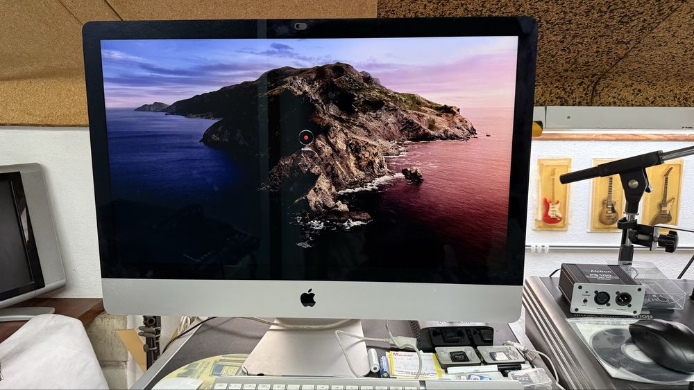 Imec de 27” i5 1000G ssd 24ram