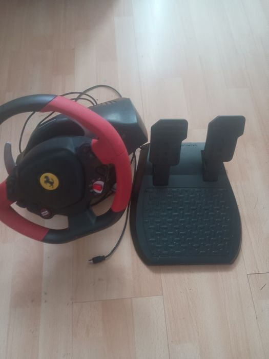 Kierownica do Xboxa /PC-Thrusthmaster