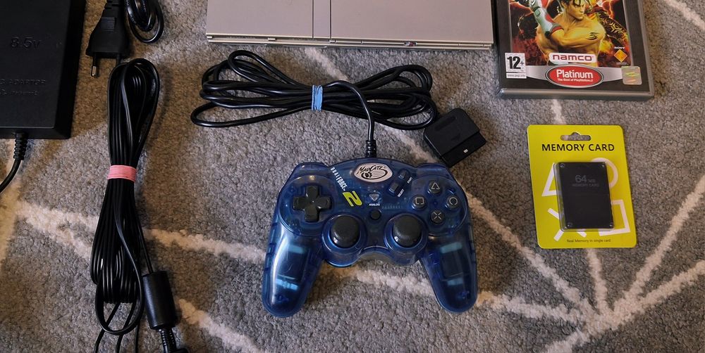 Konsola SONY PlayStation 2 Slim PS2 SCPH-77004 Date Code 7D + Tekken 5