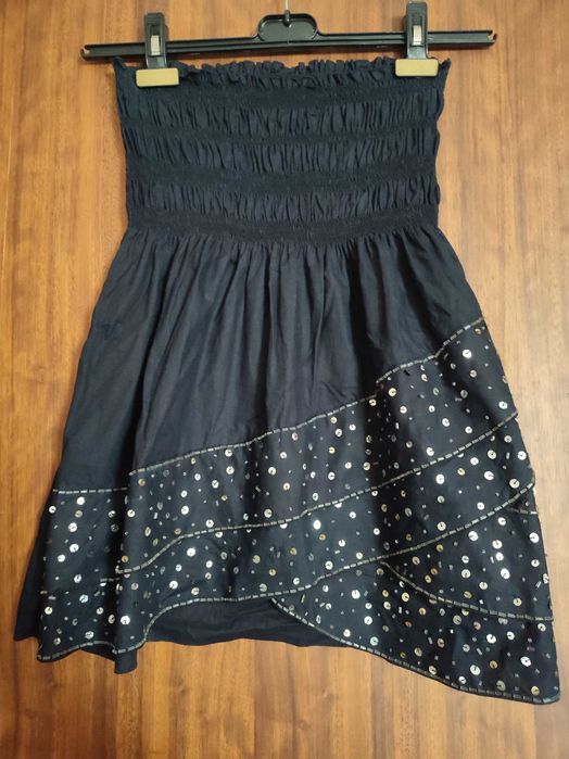 Top Cai Cai Preto com Missangas e Lantejoulas