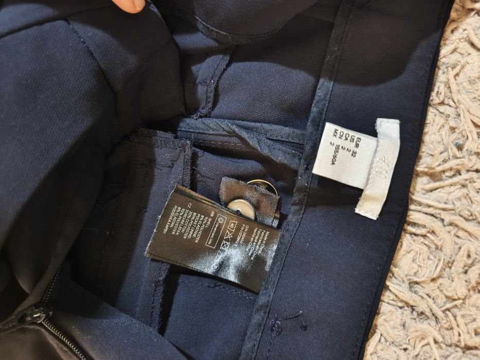 Брюки кльош h&m ,32 розмір, на бедра до 88