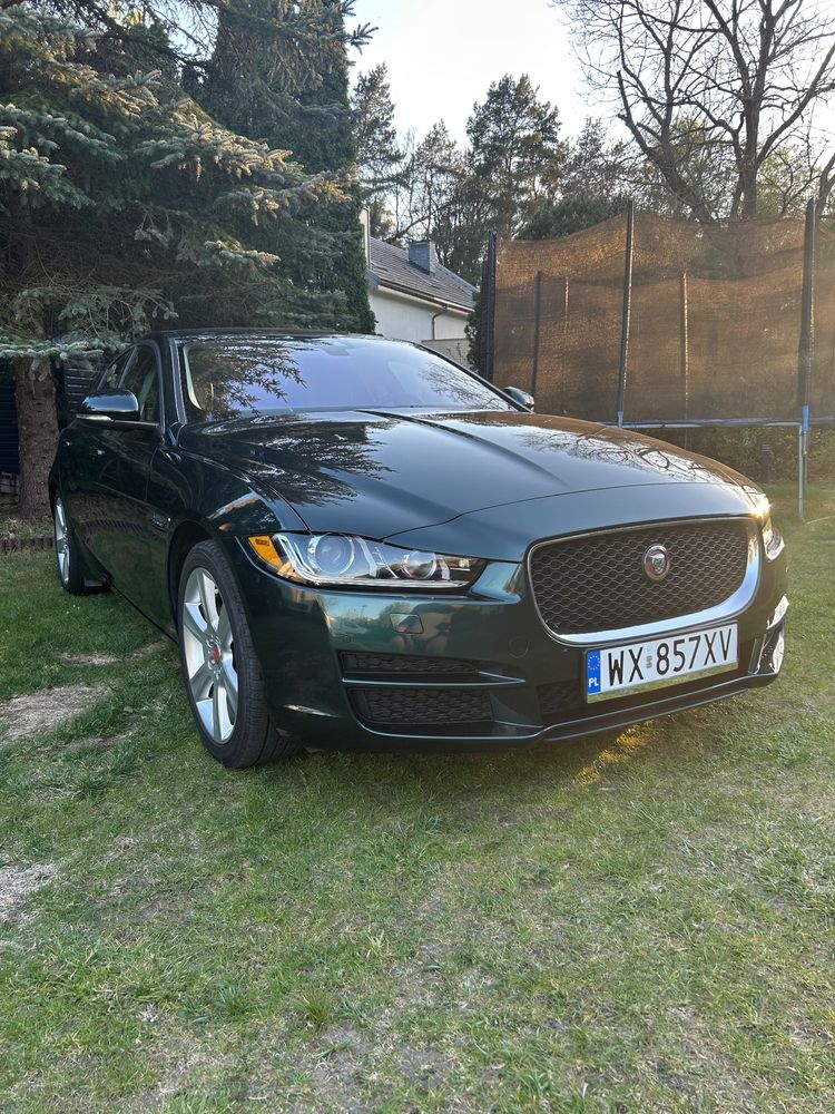Jaguar XE 25t Prestige