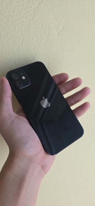 iPhone 12 czarny