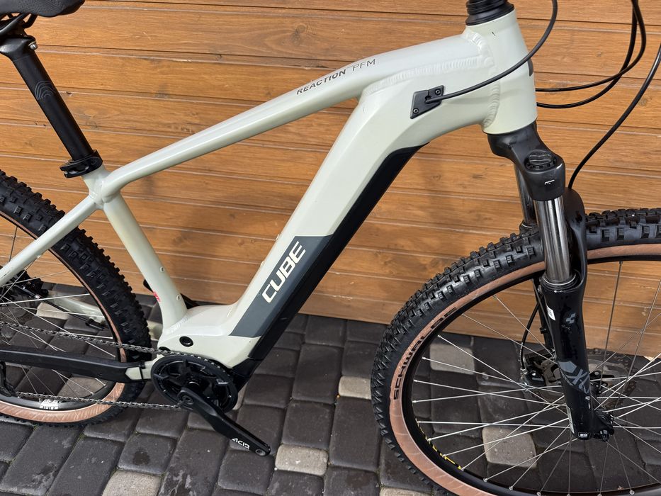 Електровелосипед Cube Reaction 29