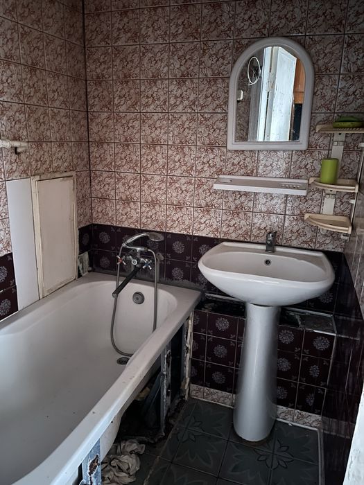 Продаж 2х кім Індустріальний міст КПІ