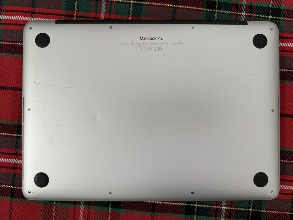 MacBook pro 13” 2015 i5/16ram/128ssd