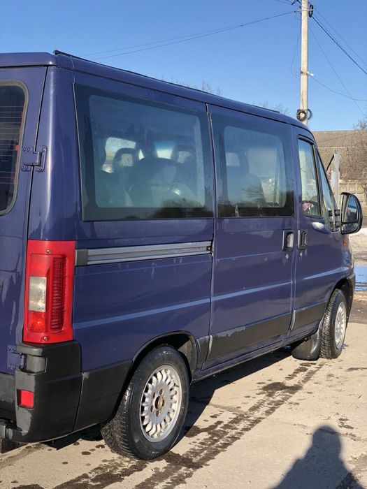 Пежо Боксер пасажирський