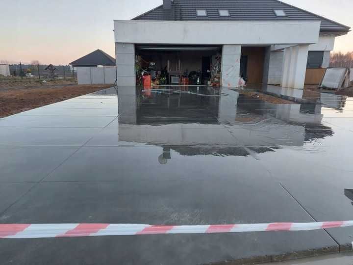 Posadzki przemysłowe nowoczesne Podjazdy betonowe/zywice epoksydowe