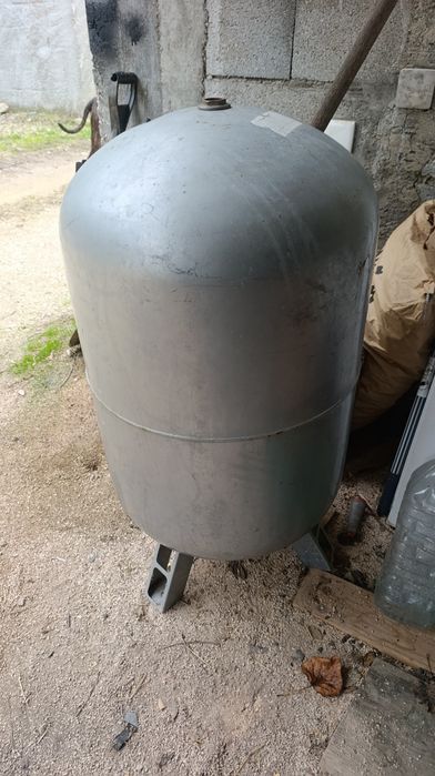 Balão de água depósito furo 150 litros