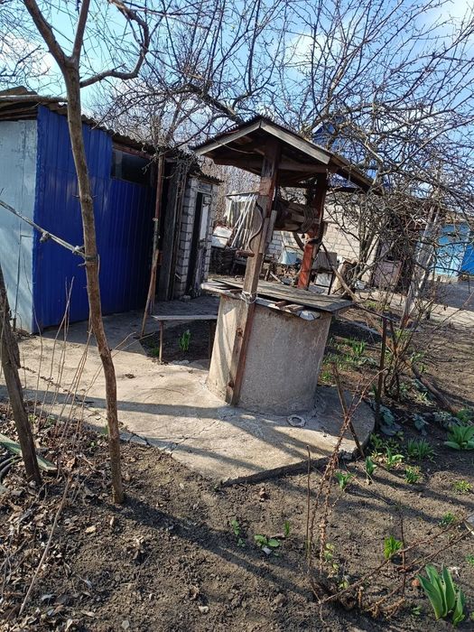 Продам затишний будинок в центрі.  Y.A.