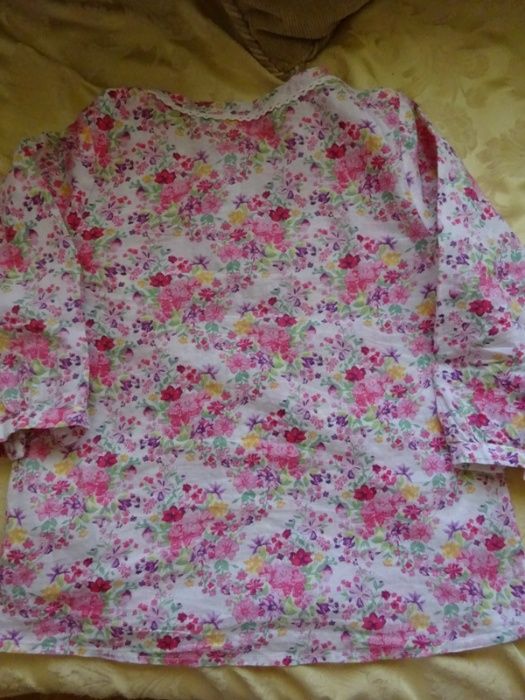 Camisa flores 7-8 anos