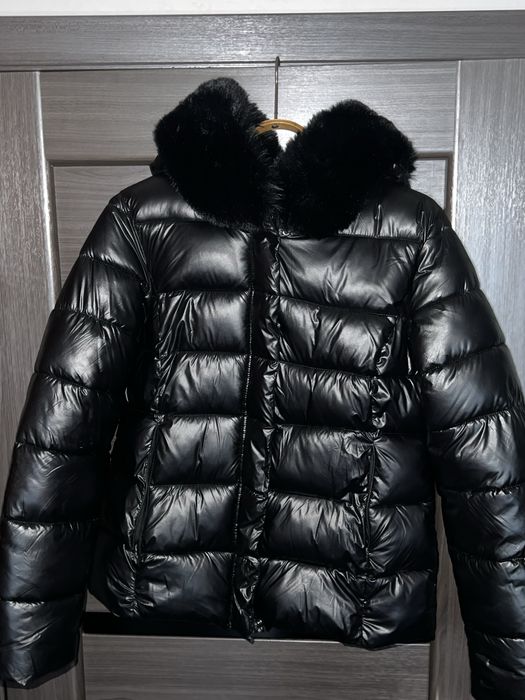 Продам  курточку Monte Cervino