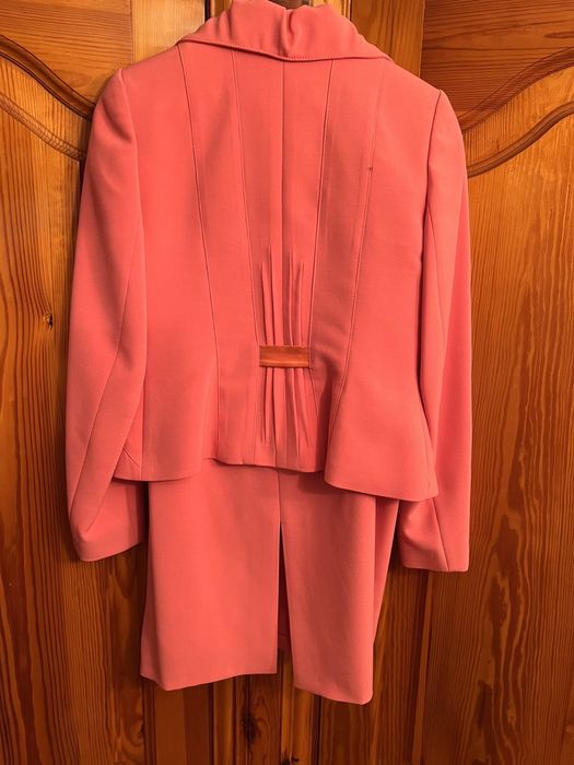 Елегантний костюм. Італія. 48 розмір ( украіна)