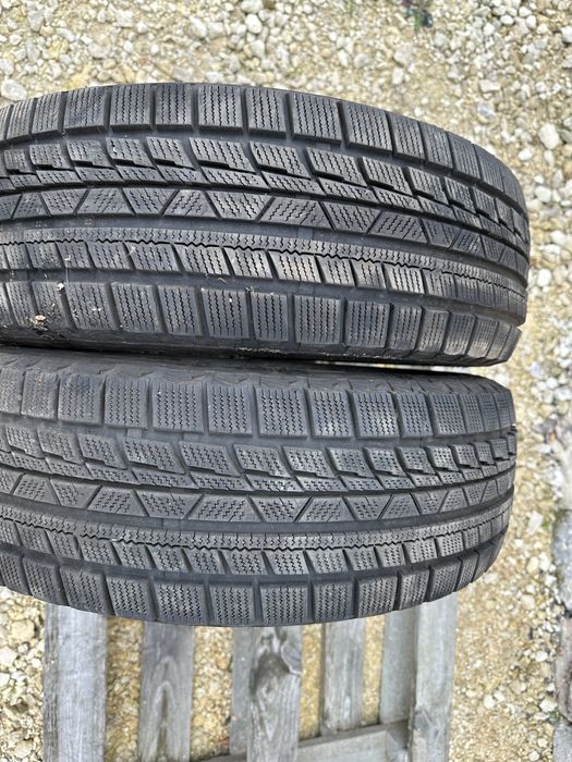 2xopona zimowa FIREMAX w rozmiarze 195/65 R15