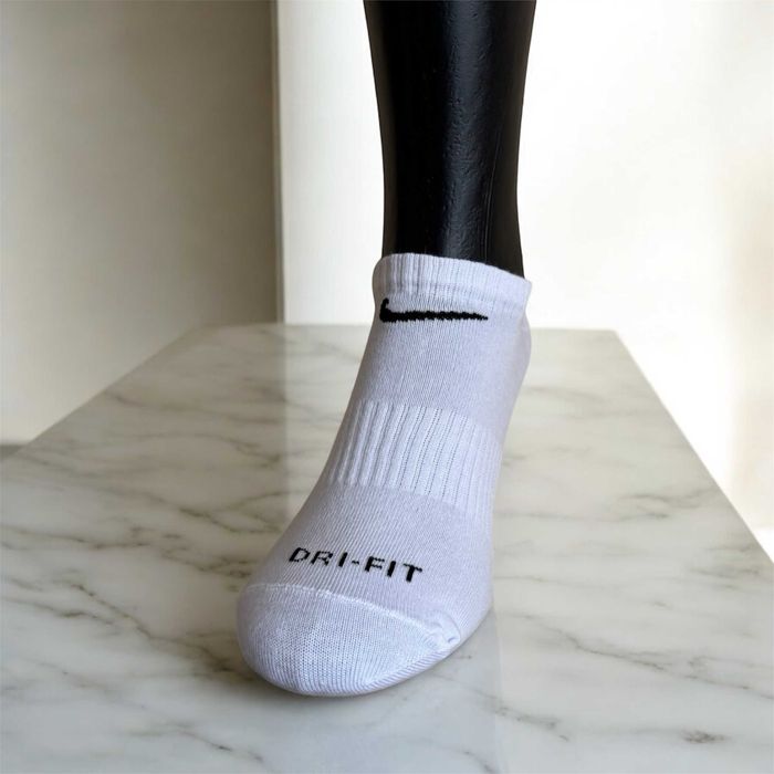 Короткі Білі шкарпетки Nike Dry-FIT | короткі Носки Найк