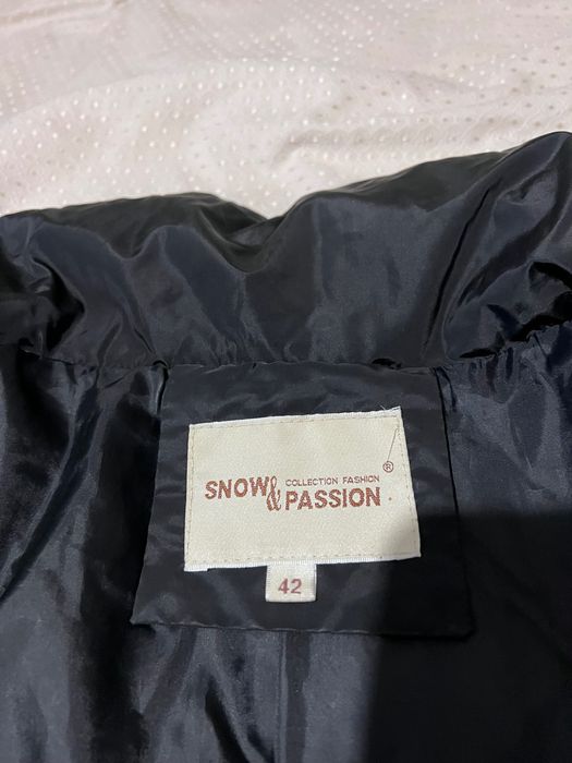 Жіноча демісезонна куртка