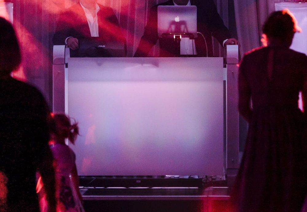 Stół DJski, stanowisko DJ, stół dla didżeja