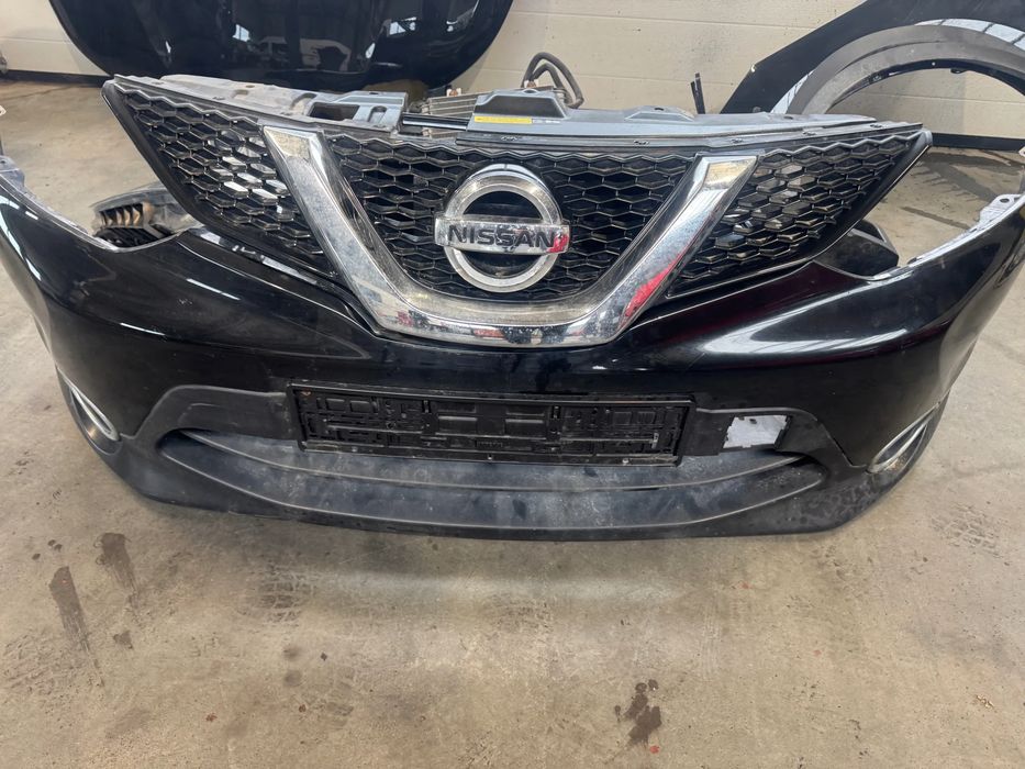 Nissan Qashqai II J11 1.2B Przód Kompletny Z11