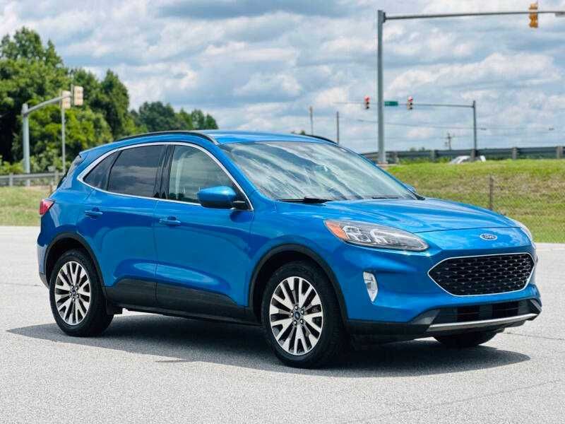 2021 Ford Escape Hybrid Titanium