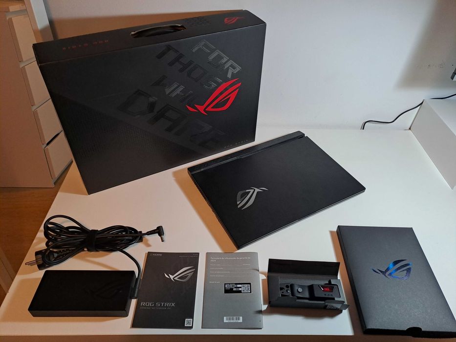 Asus ROG Strix Scar 16 - RAM 64GB