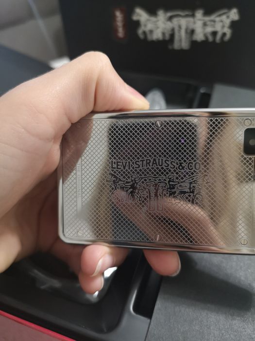 LEVI'S Luxury 'The Original' Collectible Mobile Phone – New/Rare64729890181761121