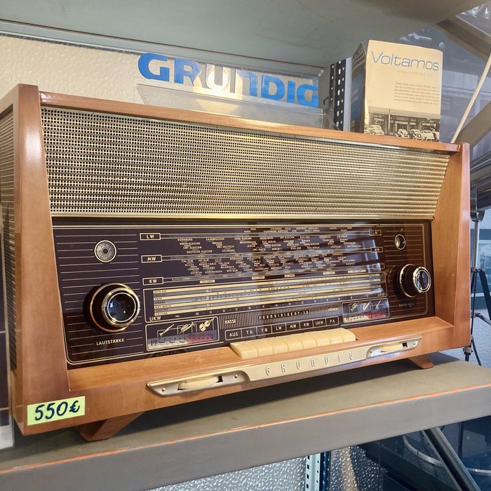 Rádios Válvulas Década 50/60 - Loja Grundig Clássicos (vários preços)