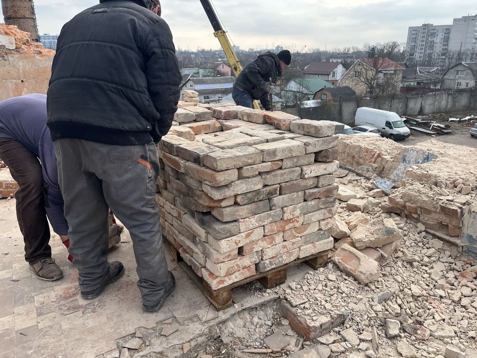 Цегла червона  старовинна кирпич красный вогнетривка цегла