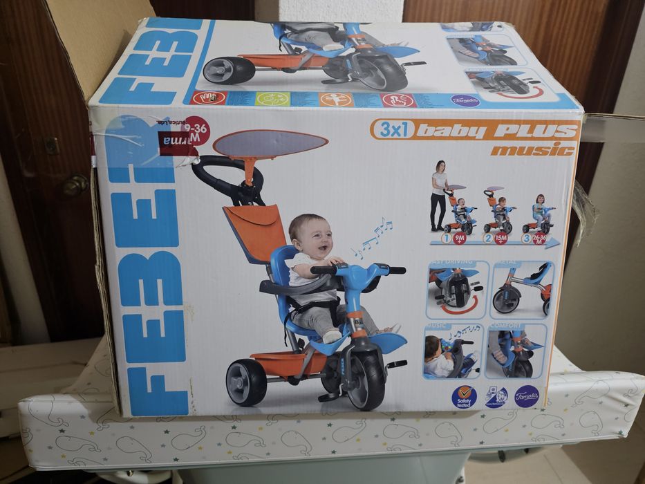 Triciclo evolutivo COMPLETO Feber Baby Plus Music azul.