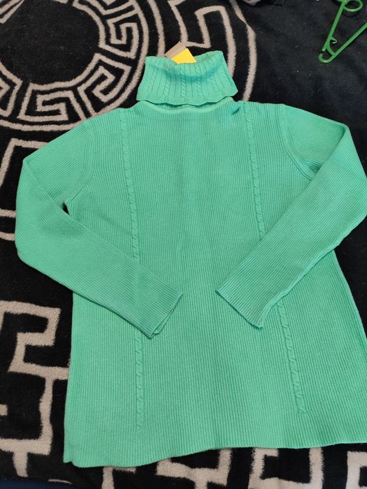 Продам светр розмір 56