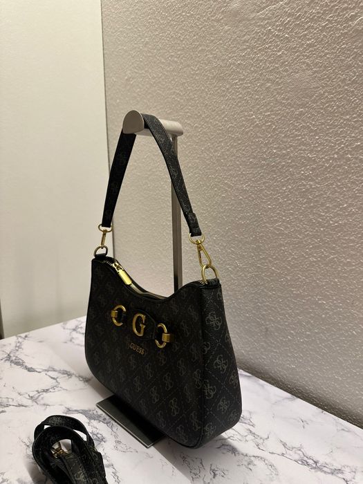 Mala  Guess Nova