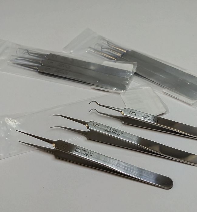 Наборы инструментов и Пинцеты для удаления черных точек и угрей