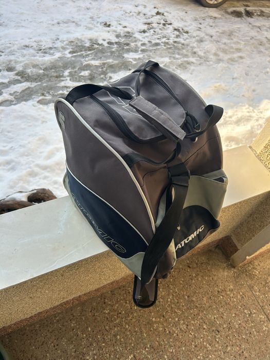 Лижні черевики, боти Atomic з підігрівом, лыжные ботинки, боты Атомик