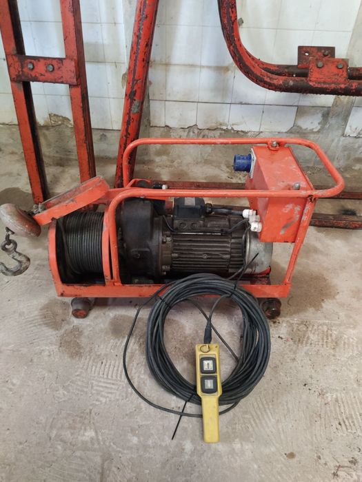 Elevador de Obra / Guincho Elétrico IRBAL 300 Kg (Completo) – Motor 100%