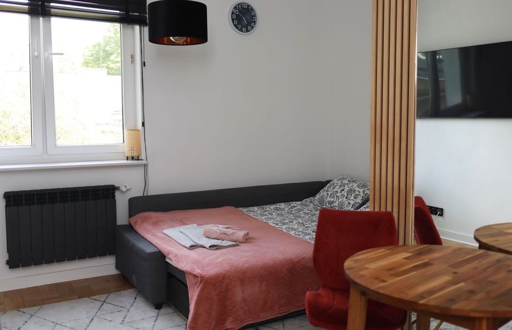 Подобово потижнево після ремонту Крошенська 41.