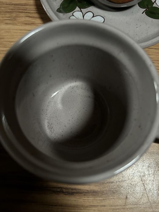 Piękne kubki ze spodkami .!